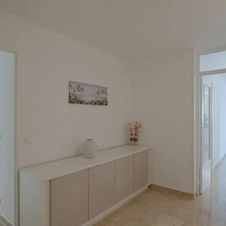 Stylish S8329 * Roquebrune-Cap-Martin